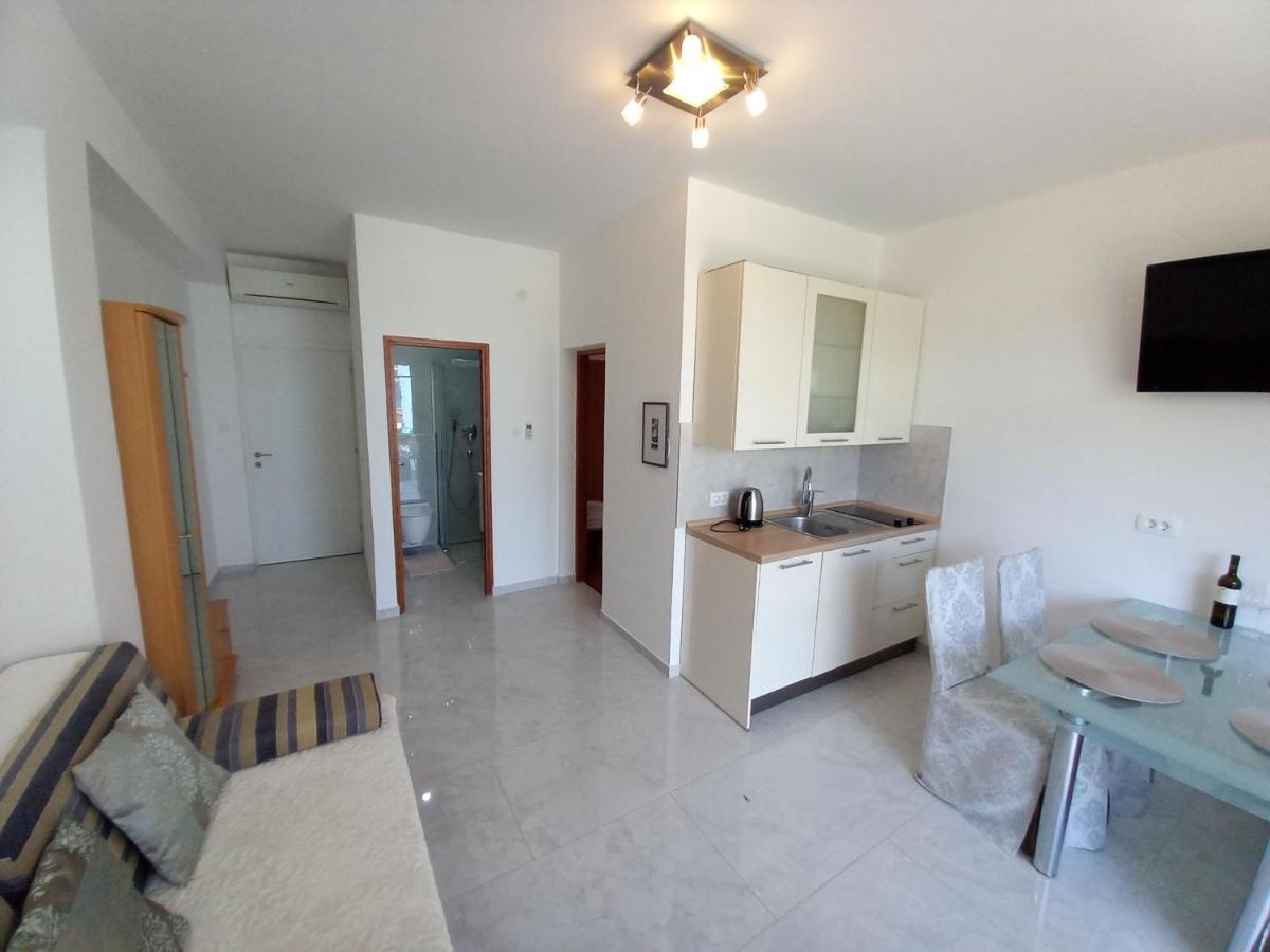 Apartments Irena Baška Екстериор снимка