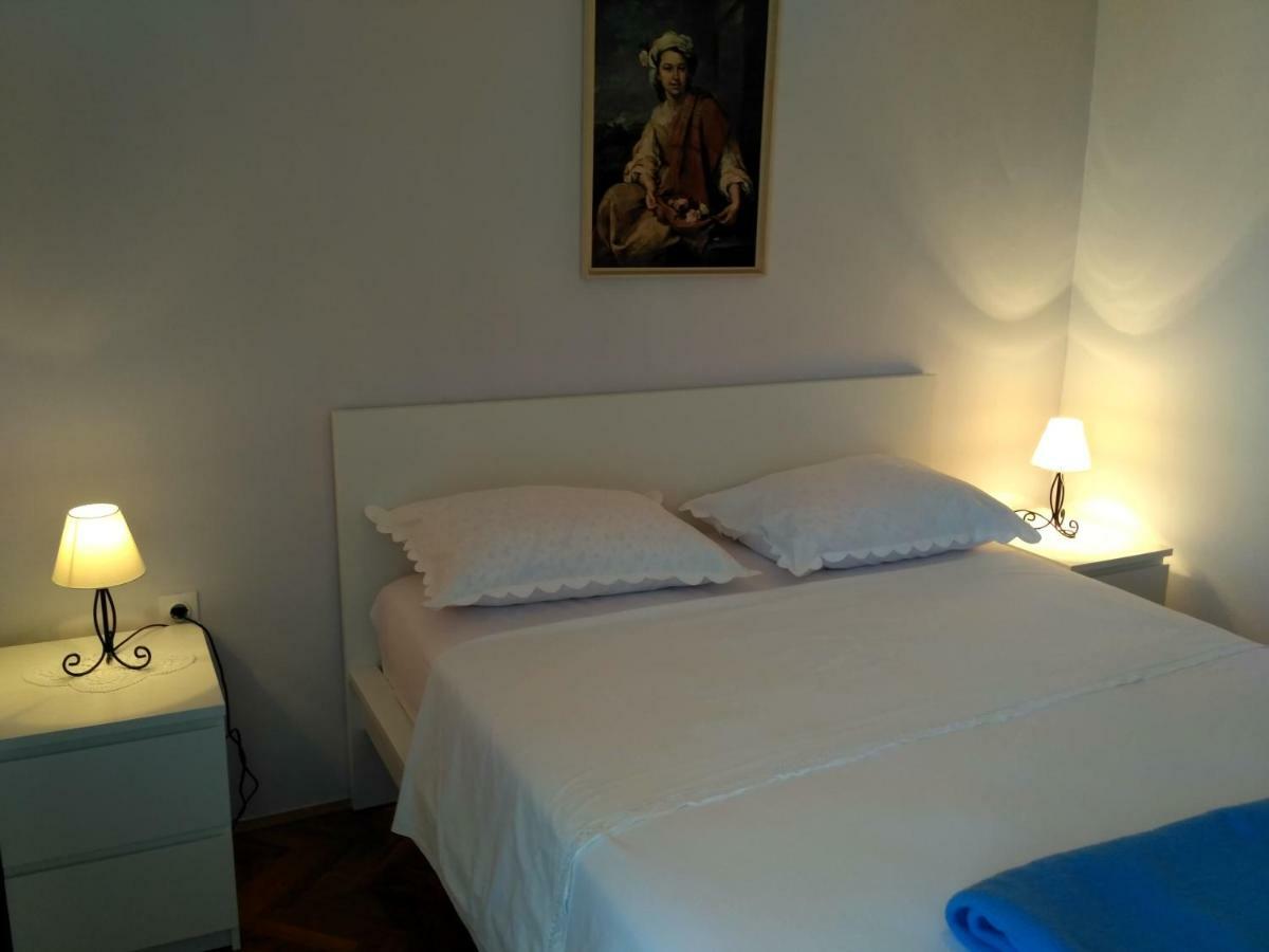 Apartments Irena Baška Екстериор снимка