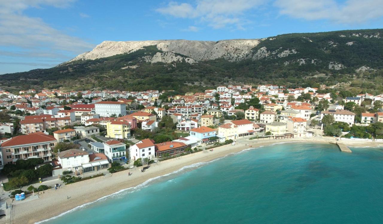 Apartments Irena Baška Екстериор снимка