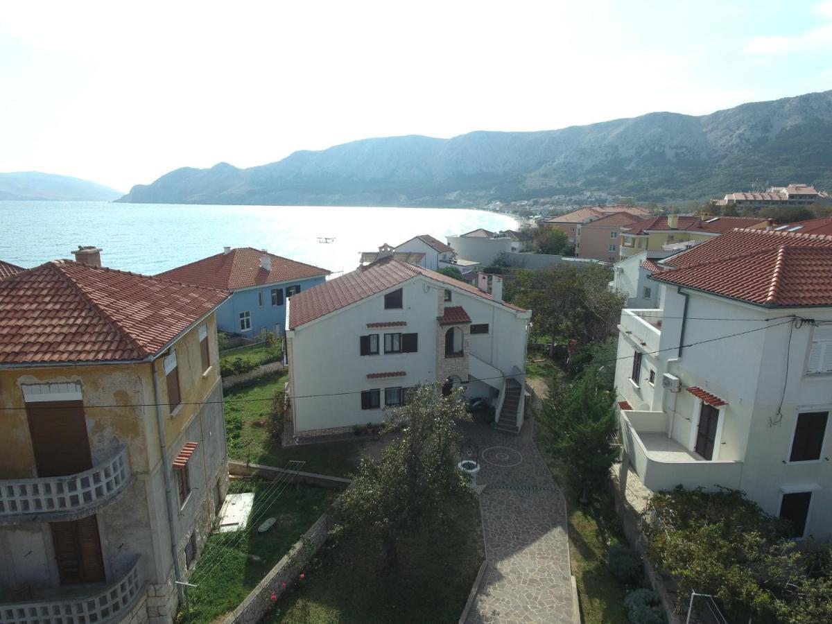 Apartments Irena Baška Екстериор снимка